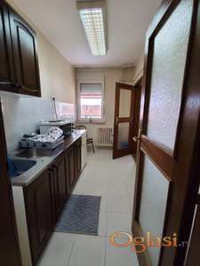 **Dupleks koji radi za tebe – 88 m² u Rumenackoj, spreman za zivot ili biznis**